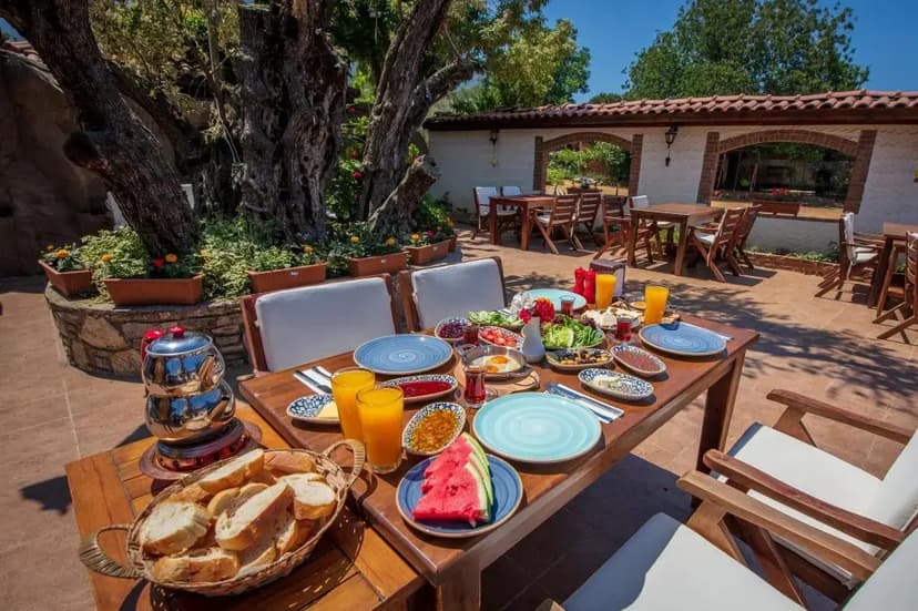 Mese Suites