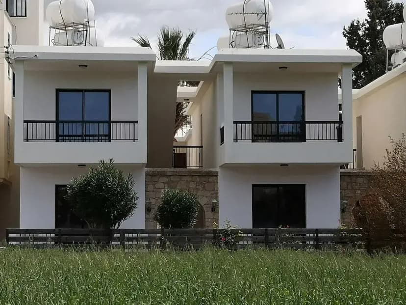 Seashell Apartments