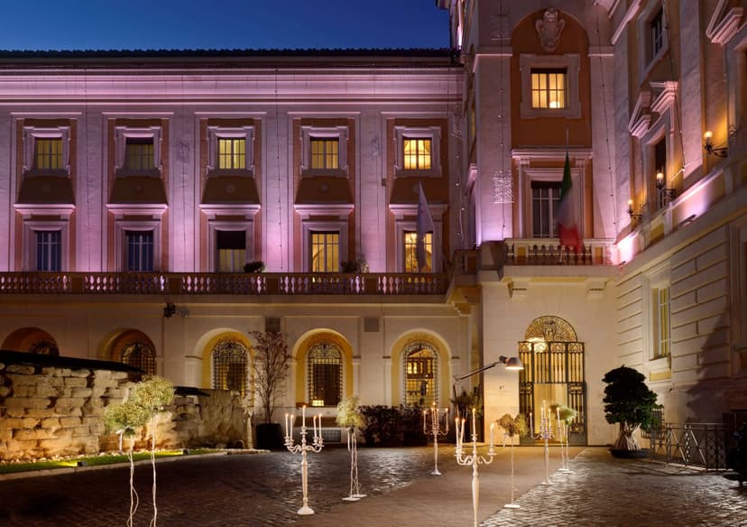 Отель Palazzo Montemartini Rome, A Radisson Collection