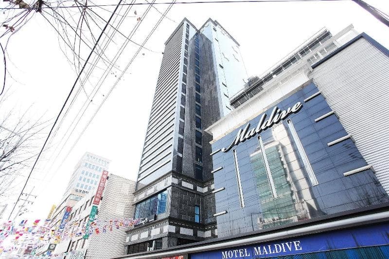 Konkuk University Boutique Nine