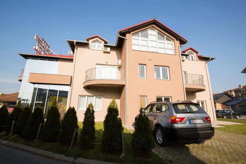 Euro Garni Hotel