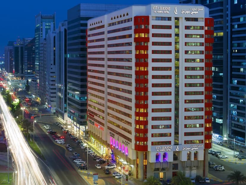 Отель City Seasons Al Hamra Hotel