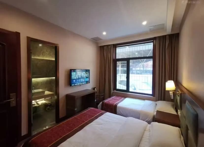 Отель Beijing Huiqingyuan Business