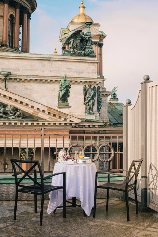 Отель Four Seasons Lion Palace St. Petersburg