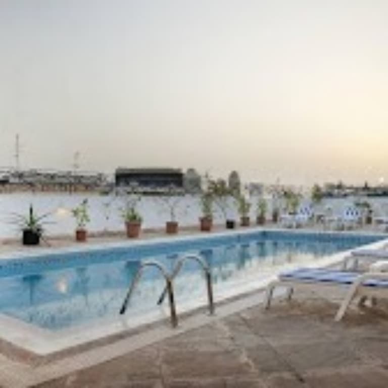 Отель Excelsior Hotel Downtown