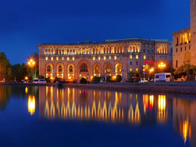 Отель Armenia Marriott Hotel Yerevan