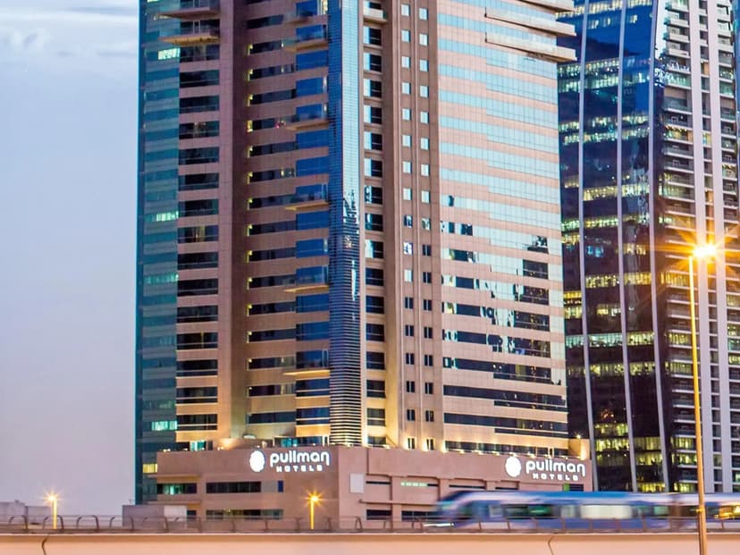 Pullman Dubai Jumeirah Lakes Towers - Hotel & Residence